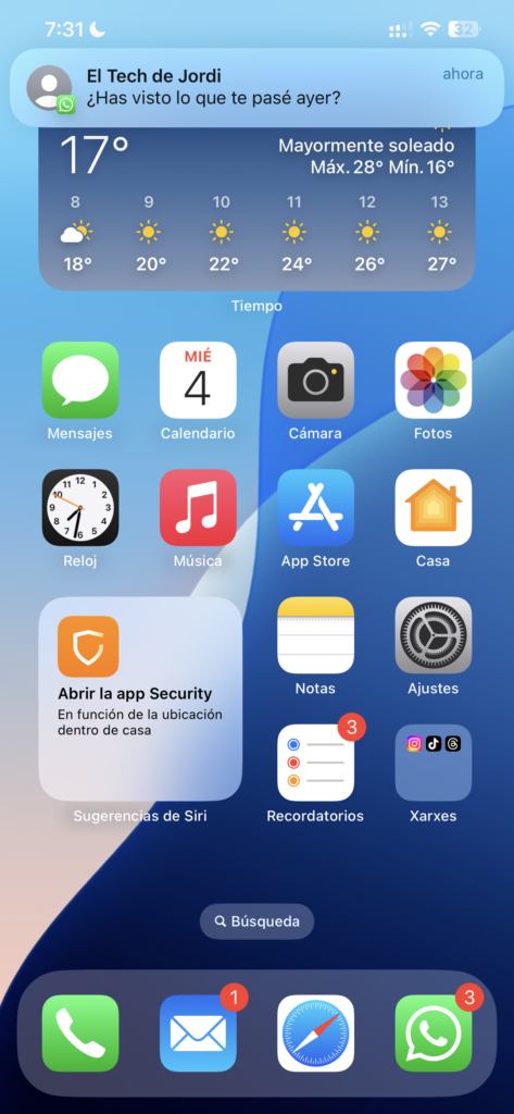 Una pantalla de un iphone con una notificación de Whatsapp